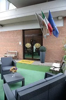Marco Polo Hotel 3*