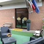 Marco Polo Self Check-in Hotel 3*