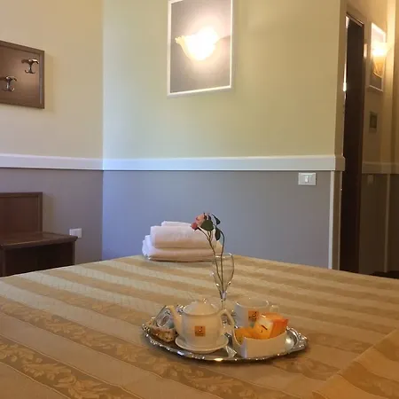 Marco Polo Self Check-in Hotel Bologne