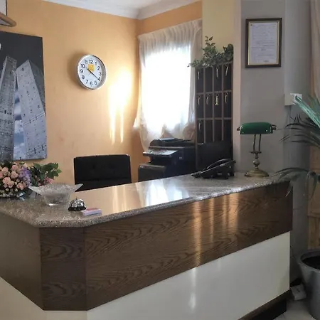 Marco Polo Self Check-in Hotel Bologne