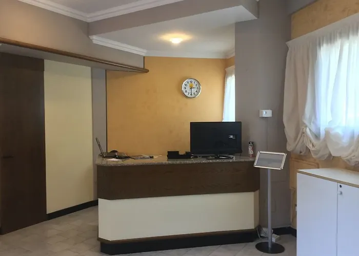 Hotel Marco Polo Self Check-in 3*