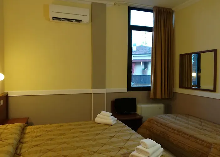 Marco Polo Self Check-in Hotel 3*