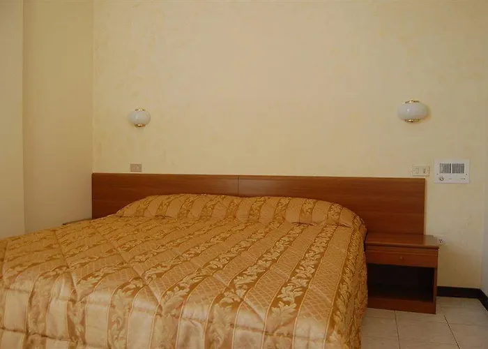 Marco Polo Self Check-in Hotel