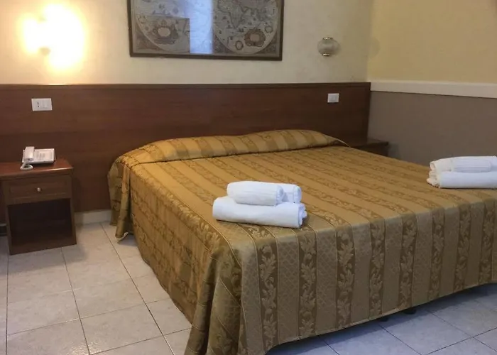 Marco Polo Self Check-in 3* Boloňa