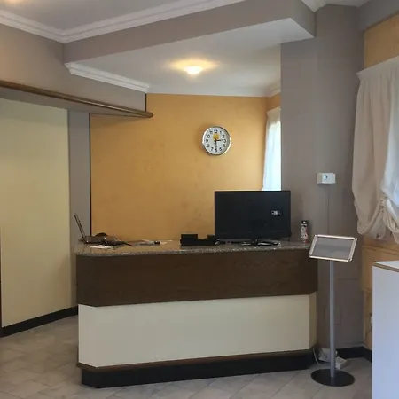 Отель Marco Polo 3*